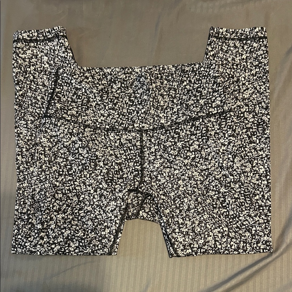lululemon athletica Kids Monochrome Patterned Shorts